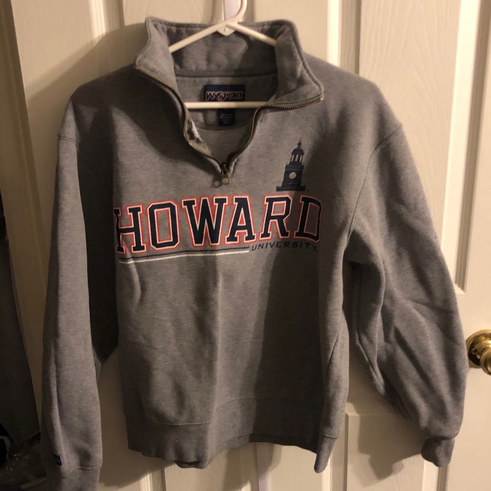 Medium Howard University Crew Neck